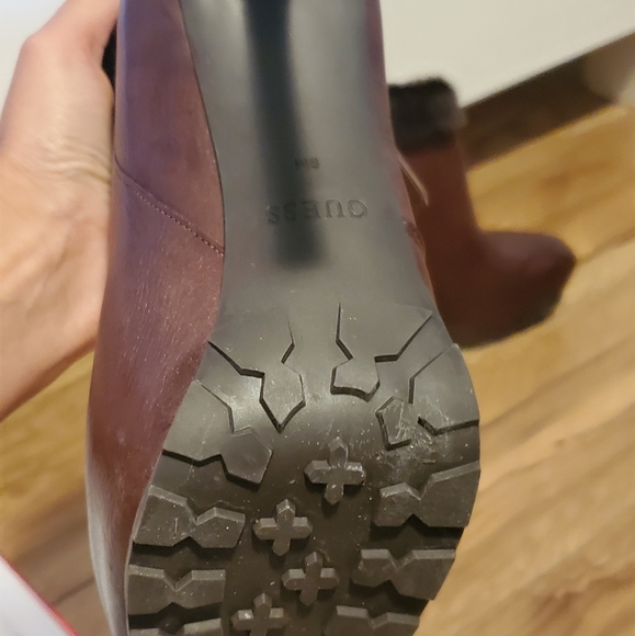 Guess booties - Picture 2 of 4